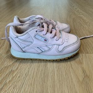 Reebok Classic Girl Shoes [size 6 Toddler]